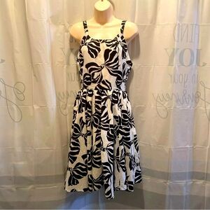 Trashy Diva Annette Dress in Zebra Bows Print Size 8 EUC